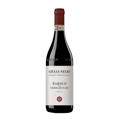 Barolo Serradenari  Giulia Negri 2017